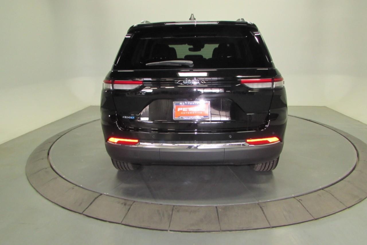 2022 Diamond Black Crystal Pearlcoat Jeep Grand Cherokee 4xe 4xe 4X4 SUV
