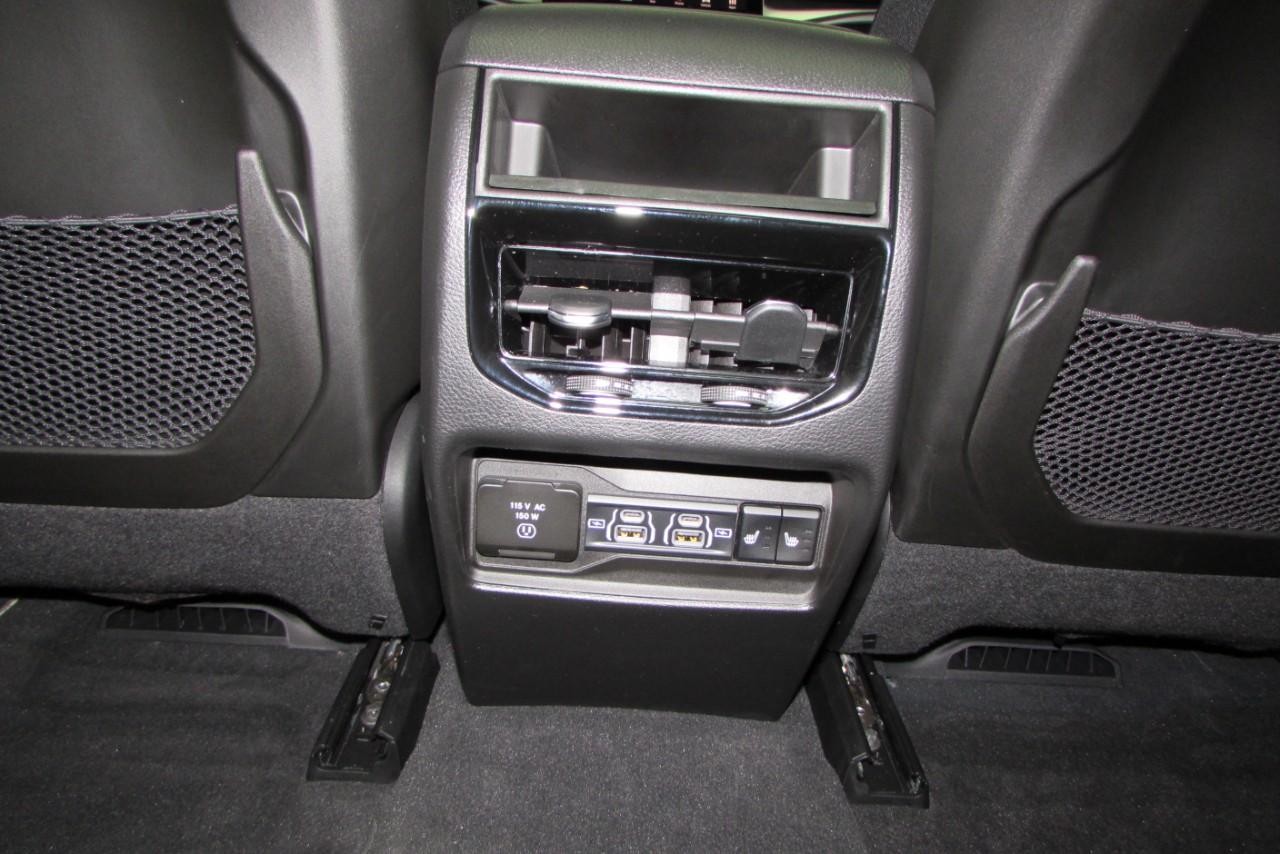 2022 Diamond Black Crystal Pearlcoat Jeep Grand Cherokee 4xe 4xe 4X4 SUV