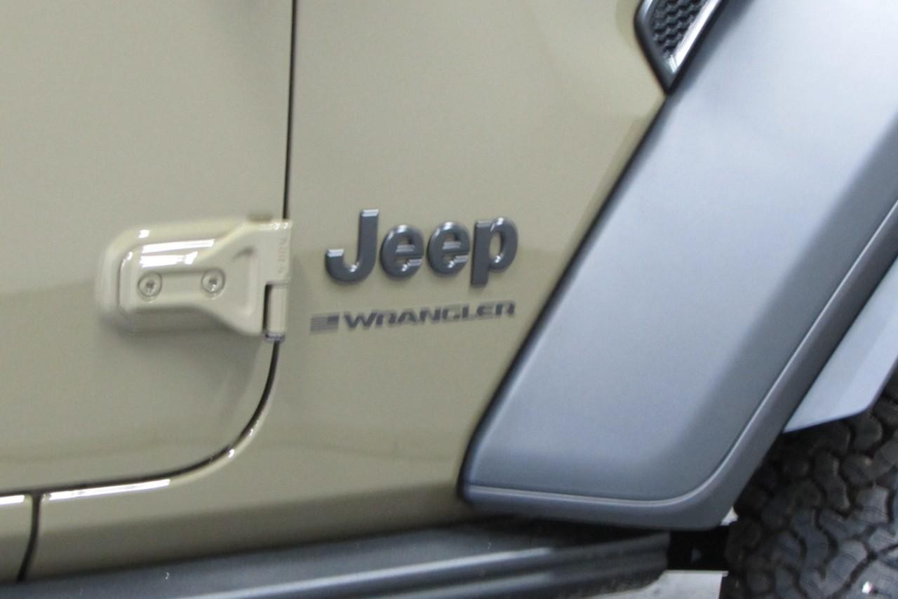 2025 41 Jeep Wrangler Willys 4X4 SUV