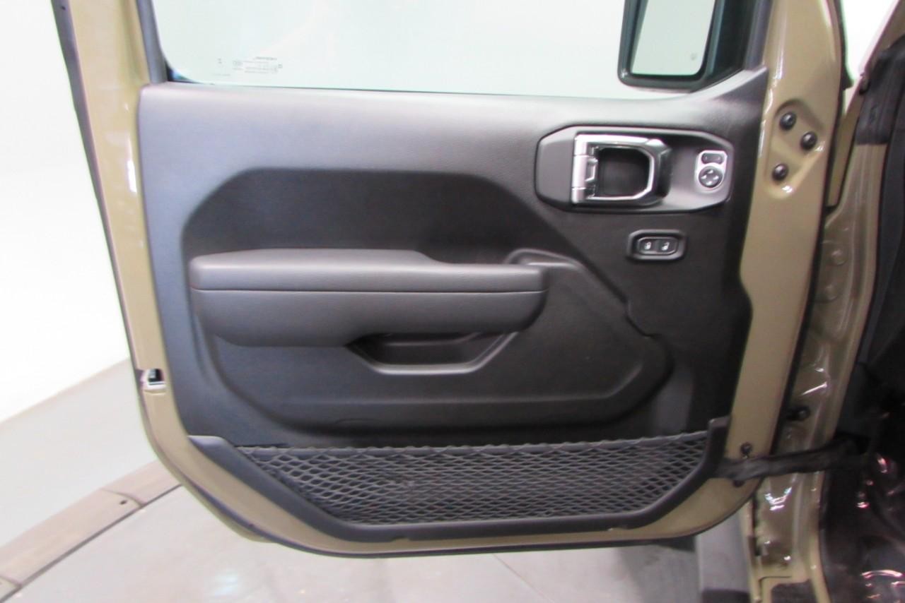 2025 41 Jeep Wrangler Willys 4X4 SUV