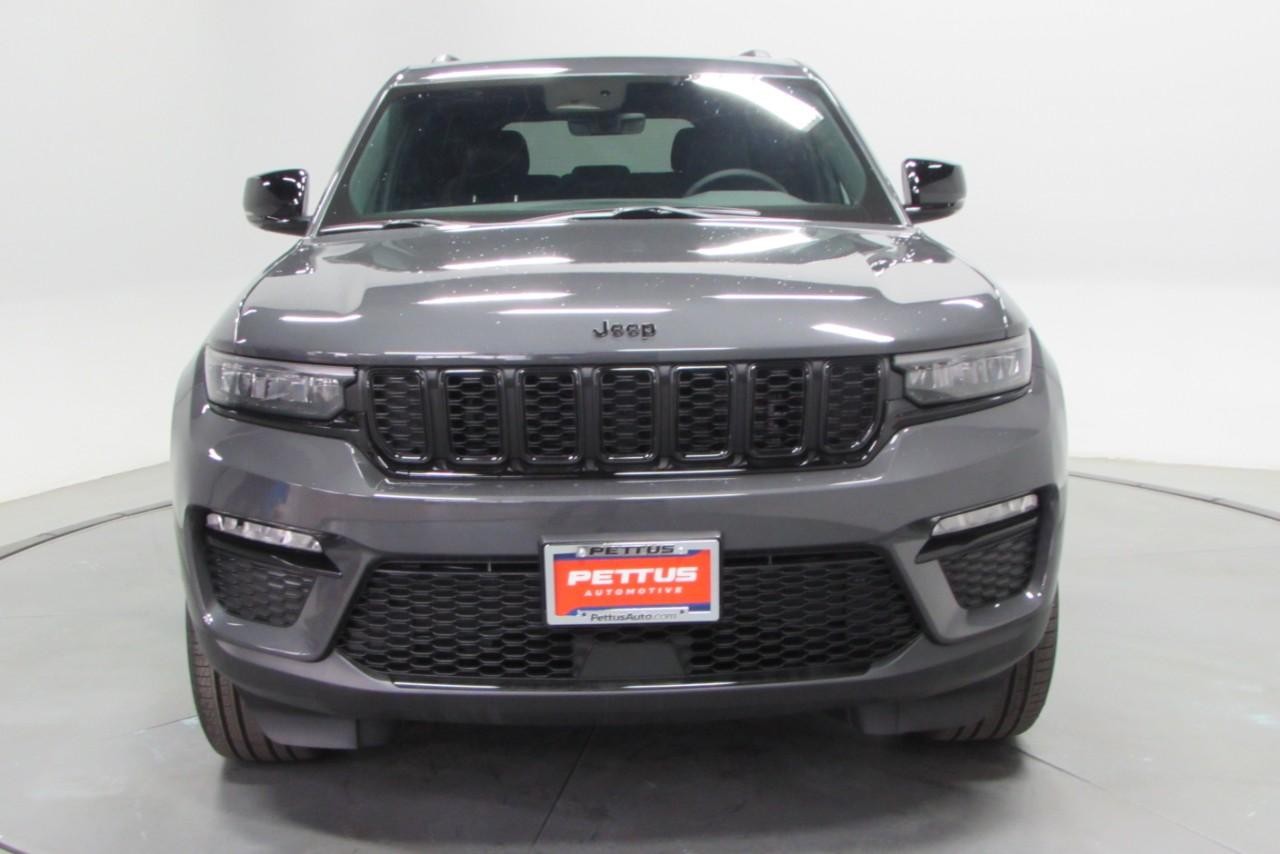 2025 Baltic Gray Metallic Clearcoat Jeep Grand Cherokee Limited 4X4 SUV