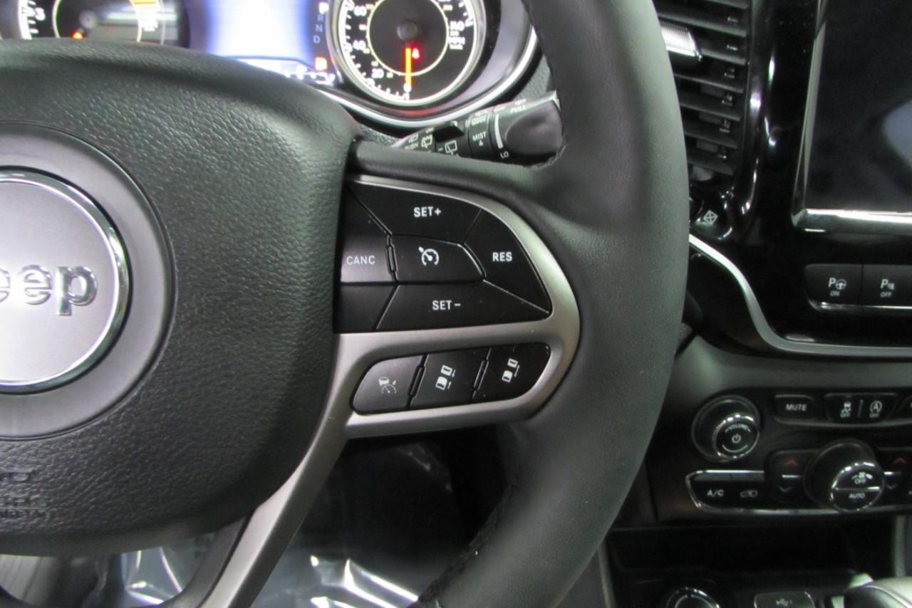 2021 Sting-Gray Clearcoat Jeep Cherokee Limited 4X4 SUV