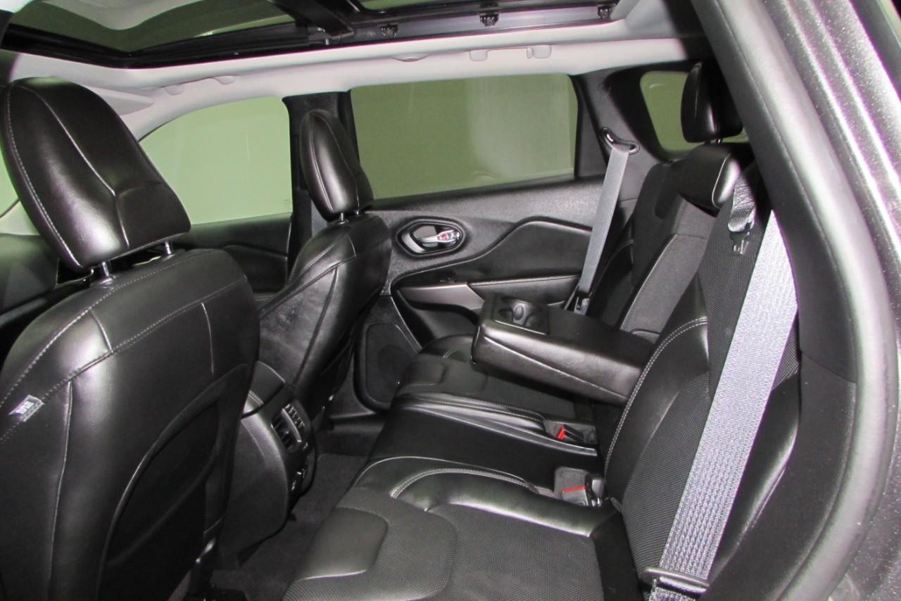 2021 Sting-Gray Clearcoat Jeep Cherokee Limited 4X4 SUV
