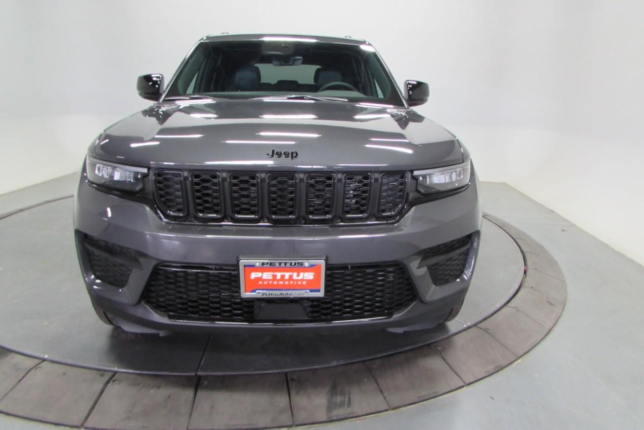 2025 Baltic Gray Metallic Clearcoat Jeep Grand Cherokee Altitude X 4X4 SUV
