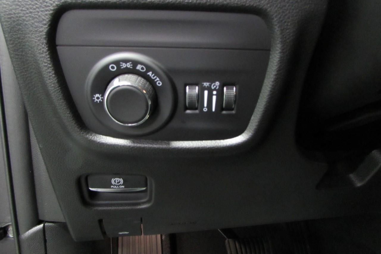 2025 Baltic Gray Metallic Clearcoat Jeep Grand Cherokee Altitude X 4X4 SUV