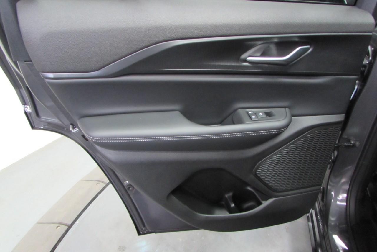 2025 Baltic Gray Metallic Clearcoat Jeep Grand Cherokee Altitude X 4X4 SUV
