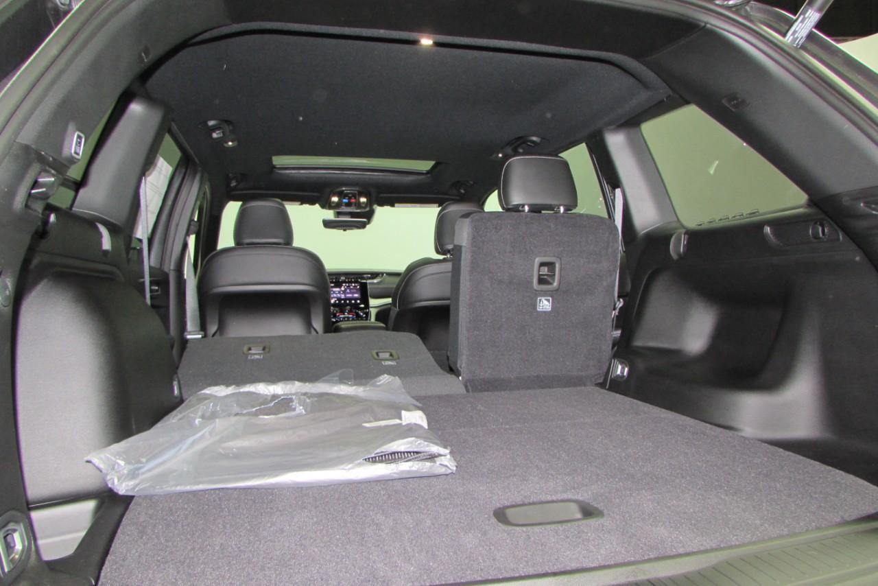 2025 Baltic Gray Metallic Clearcoat Jeep Grand Cherokee Altitude X 4X4 SUV