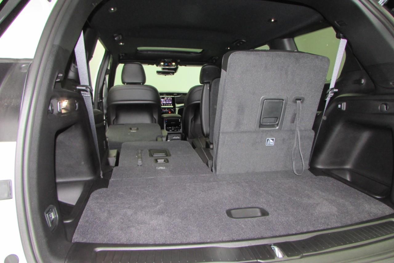 2025 Bright White Clearcoat Jeep Grand Cherokee L Altitude X 4X4 SUV