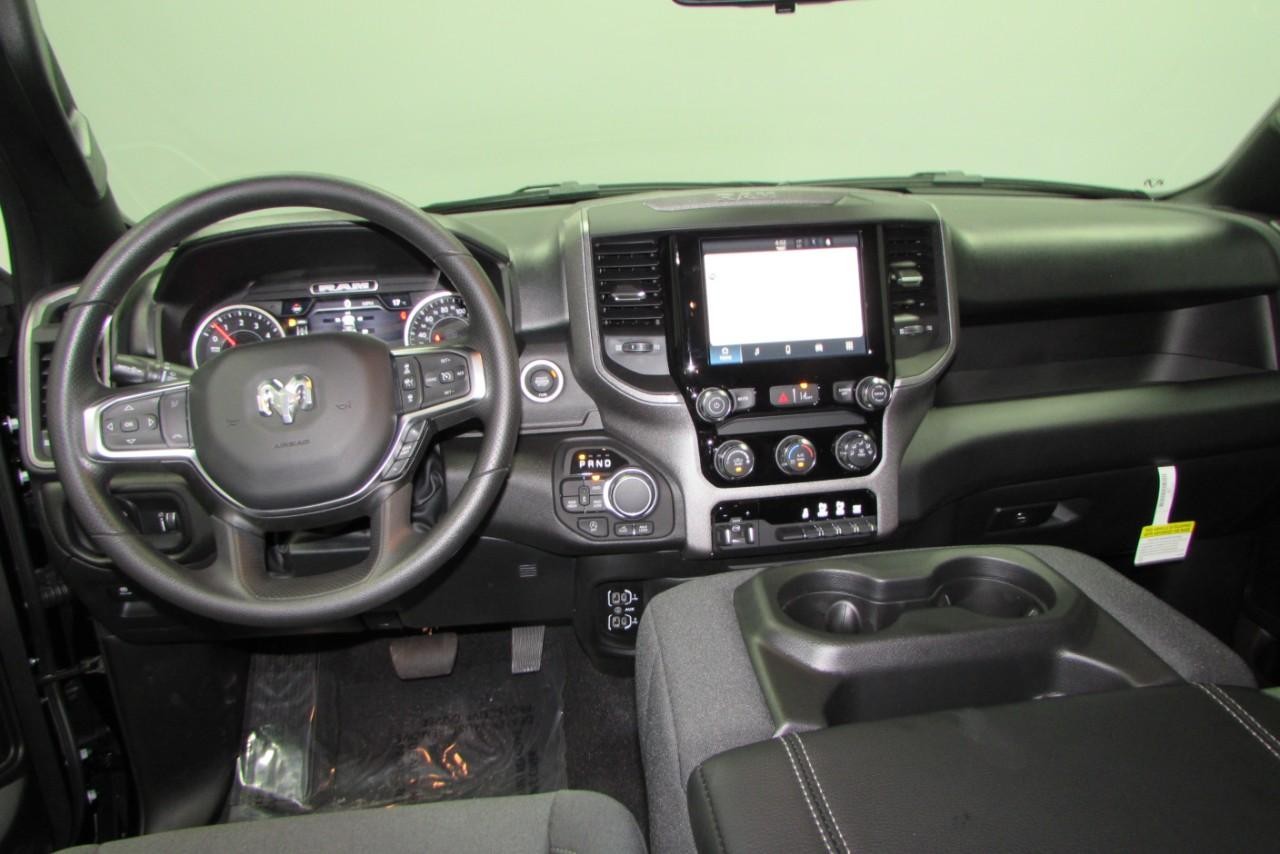 2025 Diamond Black Crystal Pearlcoat Ram 1500 Tradesman 4X4 Truck