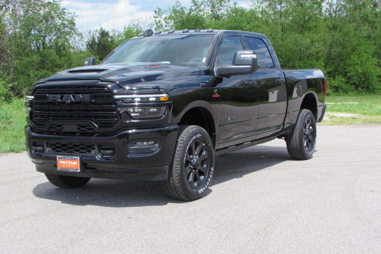 2025 Diamond Black Crystal Pearlcoat Ram 2500 Laramie 4X4 Truck