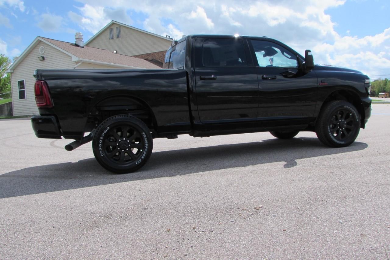 2025 Diamond Black Crystal Pearlcoat Ram 2500 Laramie 4X4 Truck