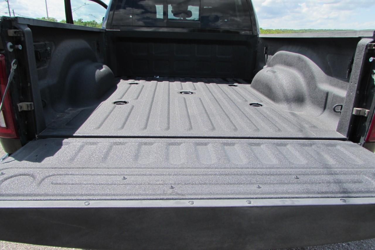 2025 Diamond Black Crystal Pearlcoat Ram 2500 Laramie 4X4 Truck