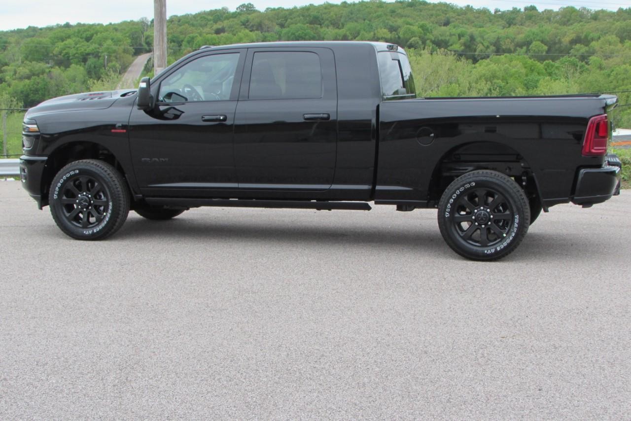 2025 Diamond Black Crystal Pearlcoat Ram 2500 Laramie 4X4 Truck