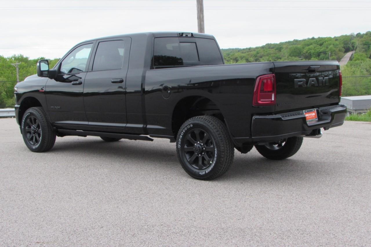 2025 Diamond Black Crystal Pearlcoat Ram 2500 Laramie 4X4 Truck