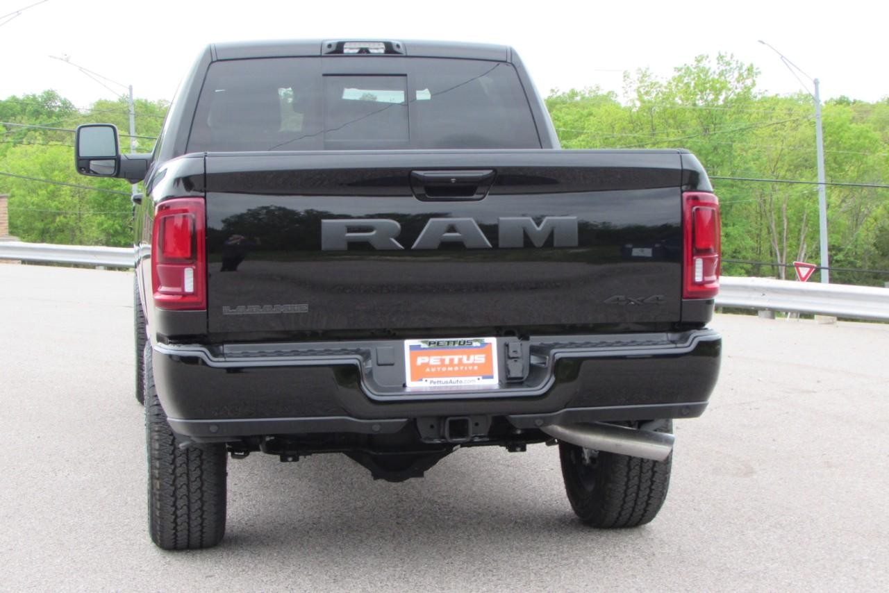2025 Diamond Black Crystal Pearlcoat Ram 2500 Laramie 4X4 Truck