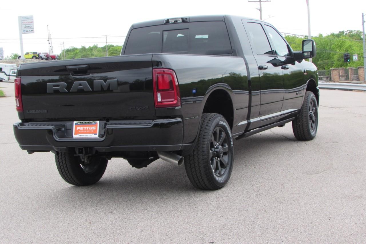2025 Diamond Black Crystal Pearlcoat Ram 2500 Laramie 4X4 Truck