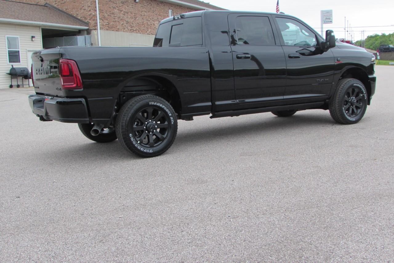 2025 Diamond Black Crystal Pearlcoat Ram 2500 Laramie 4X4 Truck