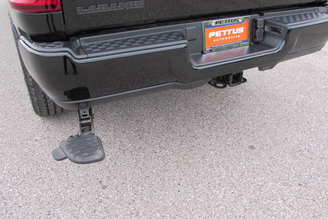2025 Diamond Black Crystal Pearlcoat Ram 2500 Laramie 4X4 Truck