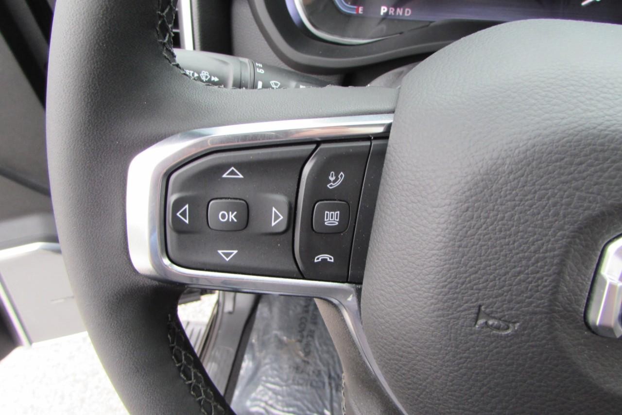 2025 Diamond Black Crystal Pearlcoat Ram 2500 Laramie 4X4 Truck