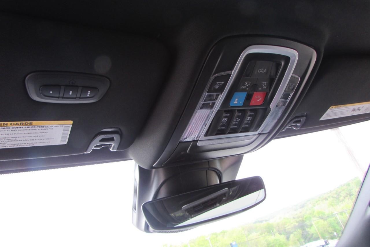 2025 Diamond Black Crystal Pearlcoat Ram 2500 Laramie 4X4 Truck
