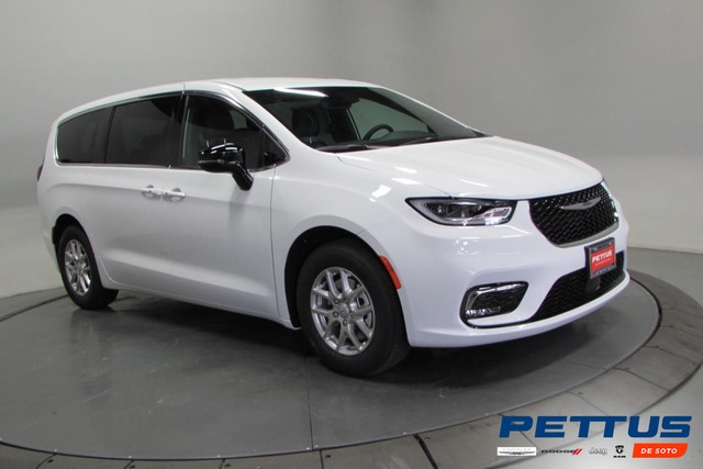 2025 Chrysler Pacifica Select at Pettus Chrysler Dodge Jeep Ram De Soto in De Soto MO