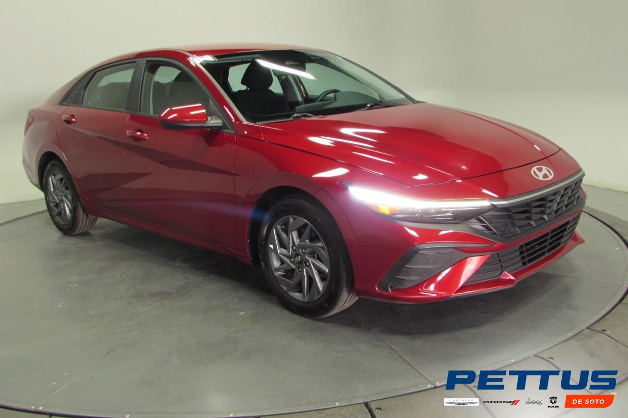 2024 Ultimate Red Hyundai Elantra SEL Sedan