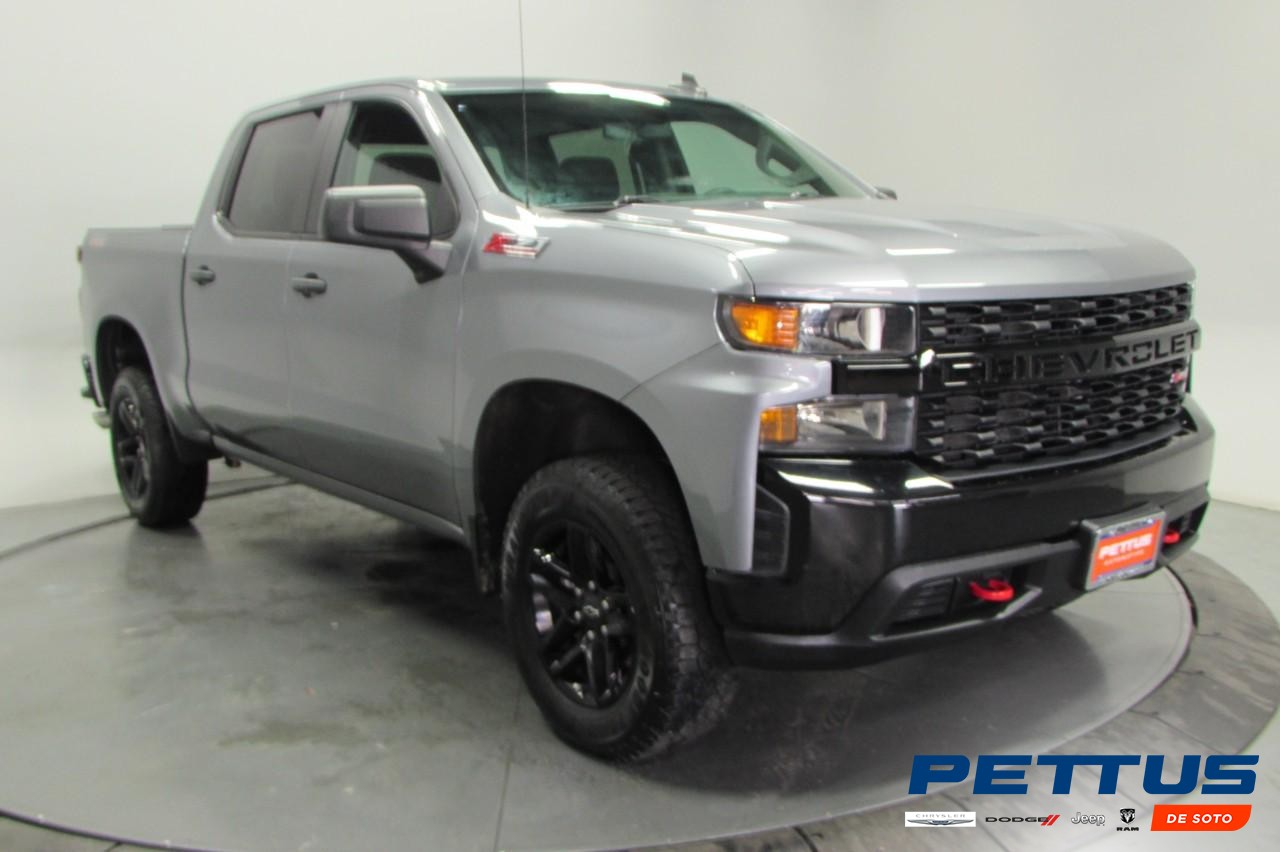 2020 Shadow Gray Metallic Chevrolet Silverado 1500 Custom Trail Boss Truck