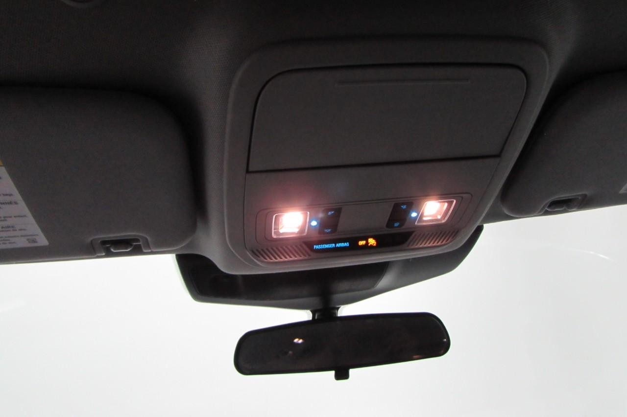 Ford Explorer Vehicle Full-screen Gallery Image 18