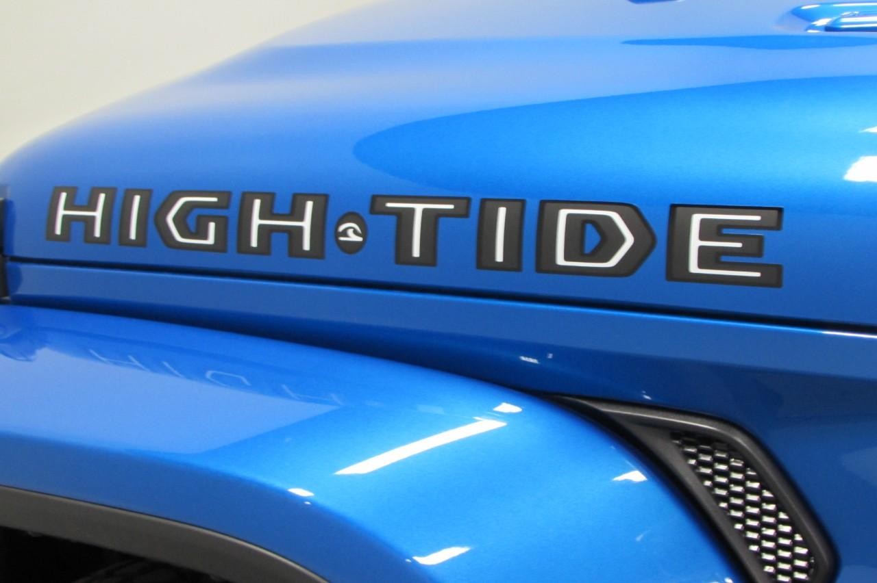2025 Hydro Blue Pearlcoat Jeep Gladiator Willys 4X4 Truck