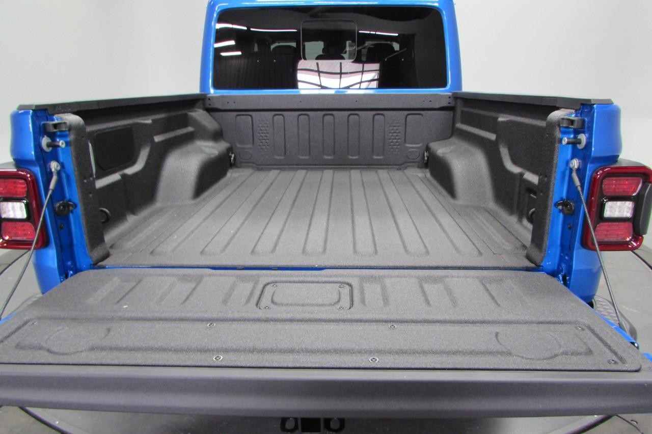 2025 Hydro Blue Pearlcoat Jeep Gladiator Willys 4X4 Truck