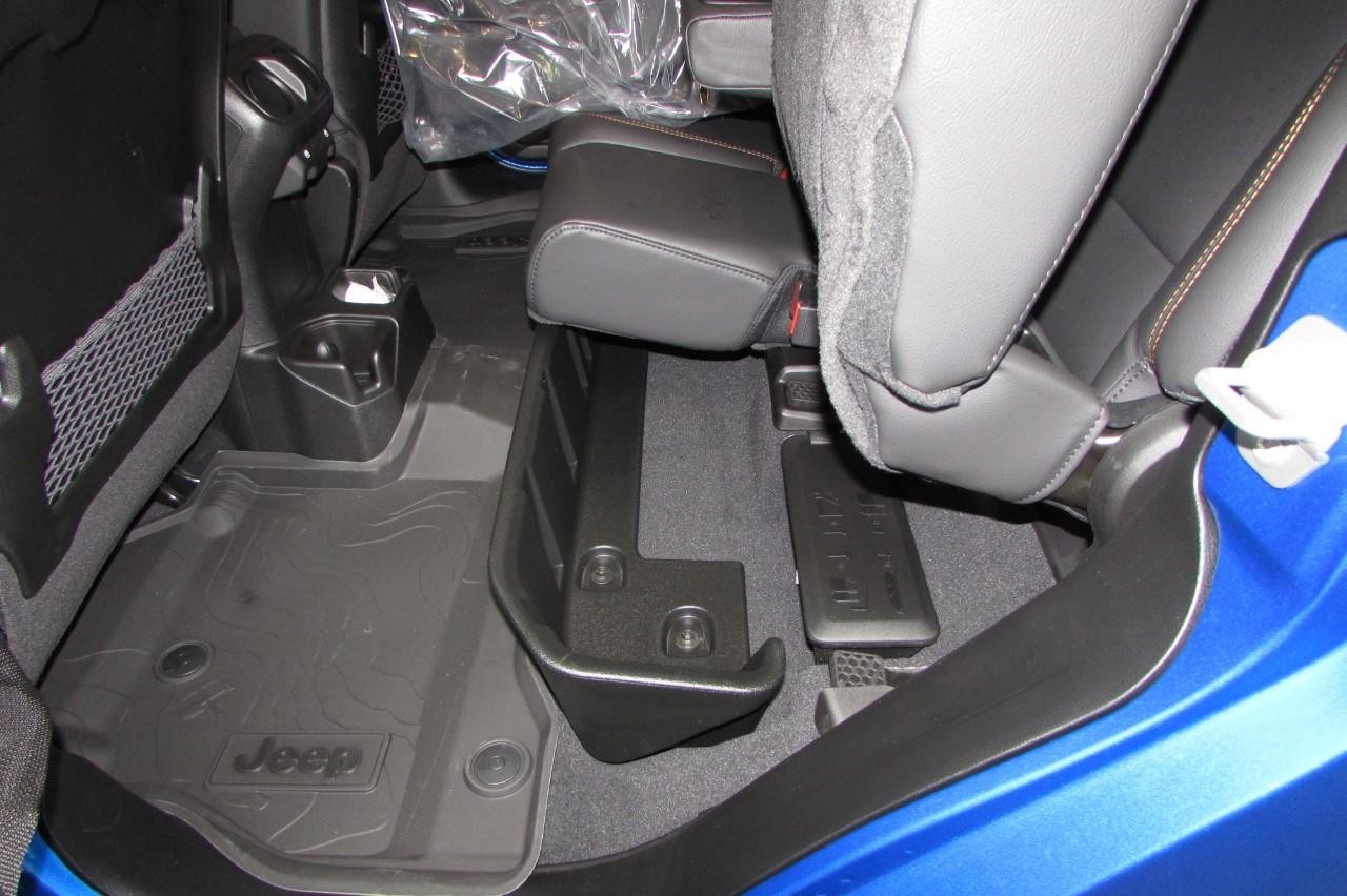 2025 Hydro Blue Pearlcoat Jeep Gladiator Willys 4X4 Truck