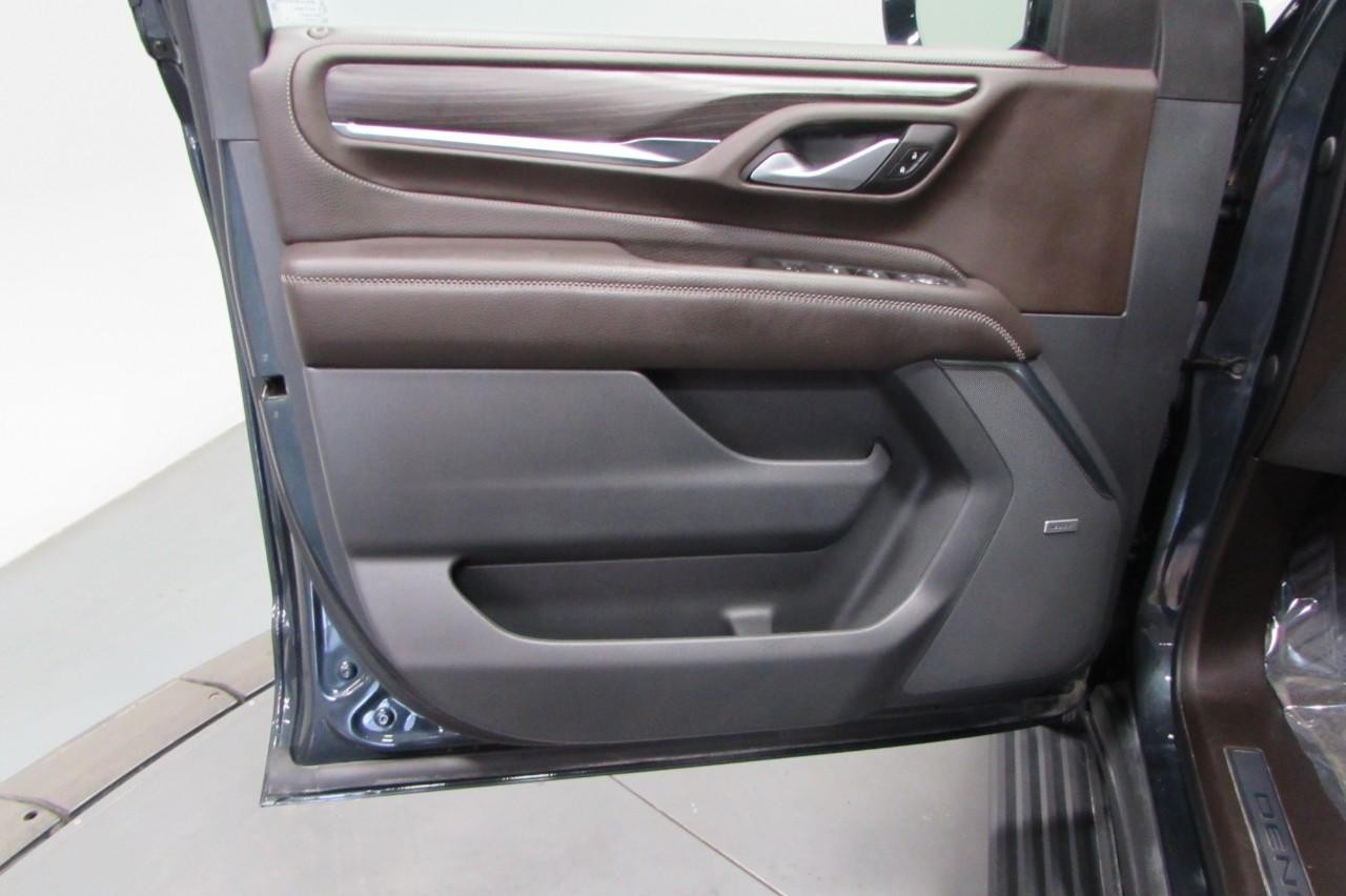 2022 Hunter Metallic GMC Yukon Denali 4X4 SUV