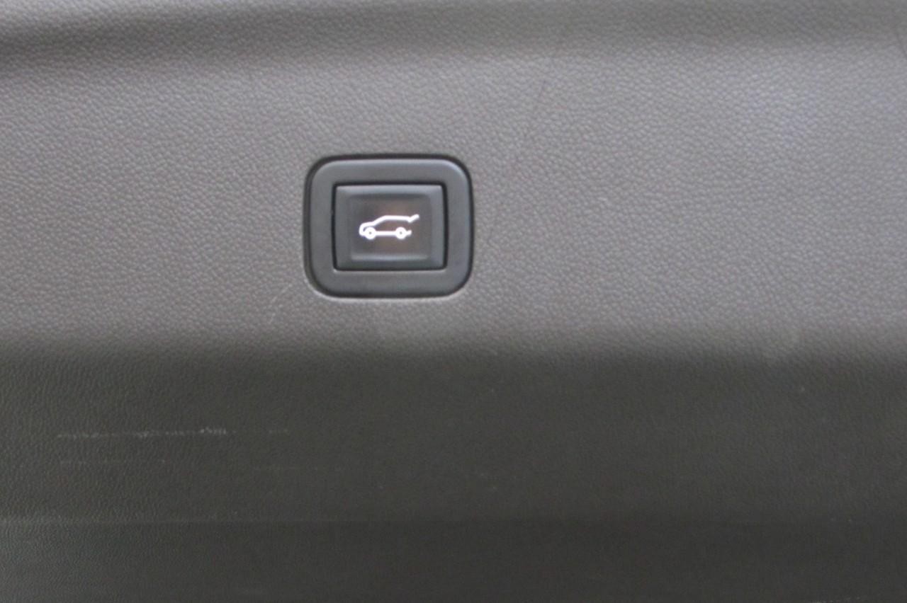 2022 Hunter Metallic GMC Yukon Denali 4X4 SUV
