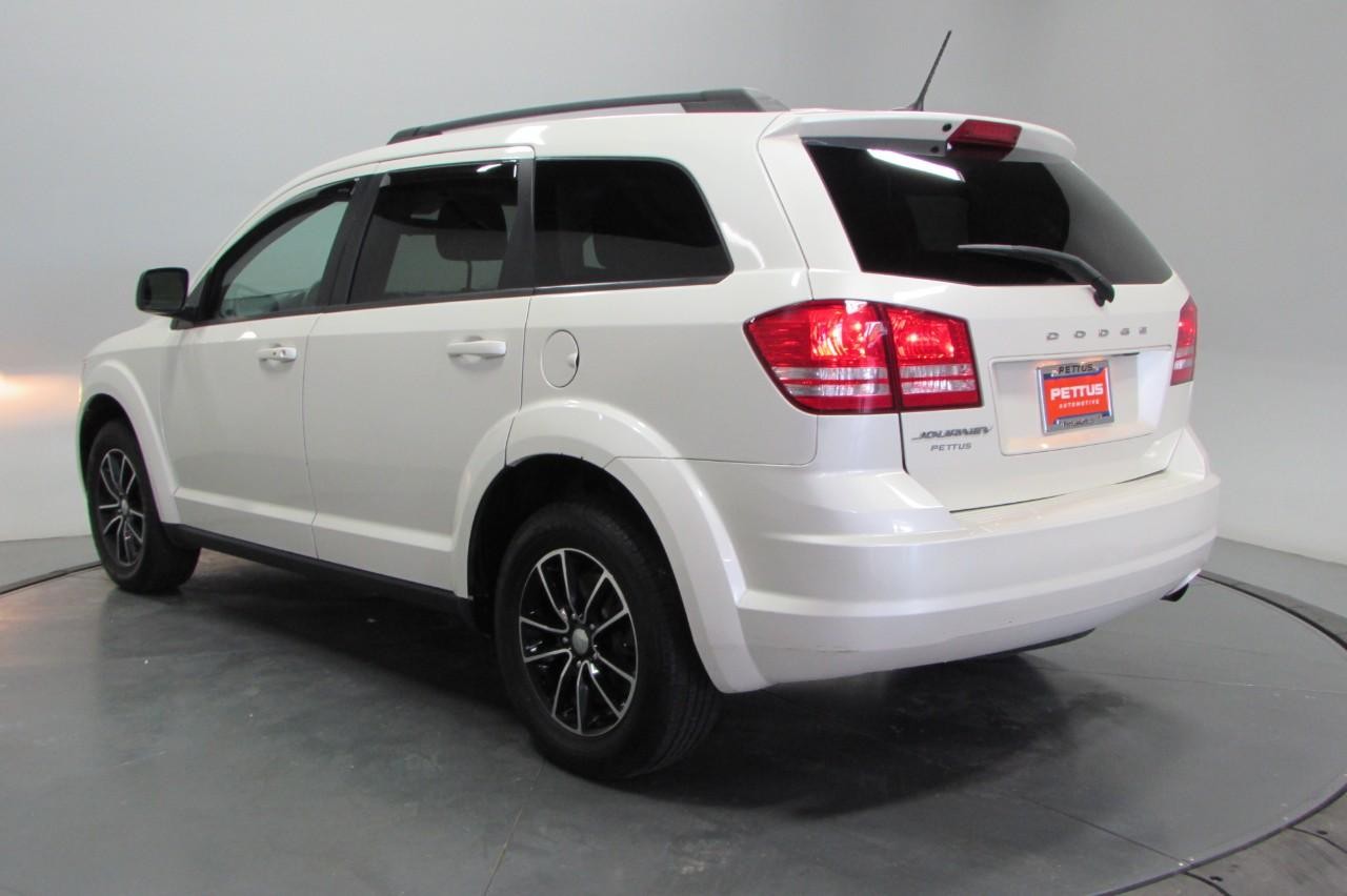 2017 Vice White Dodge Journey SE FWD SUV