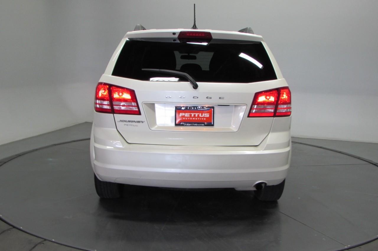 2017 Vice White Dodge Journey SE FWD SUV