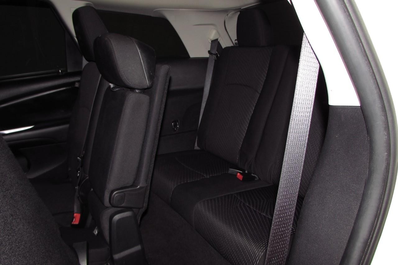 2017 Vice White Dodge Journey SE FWD SUV