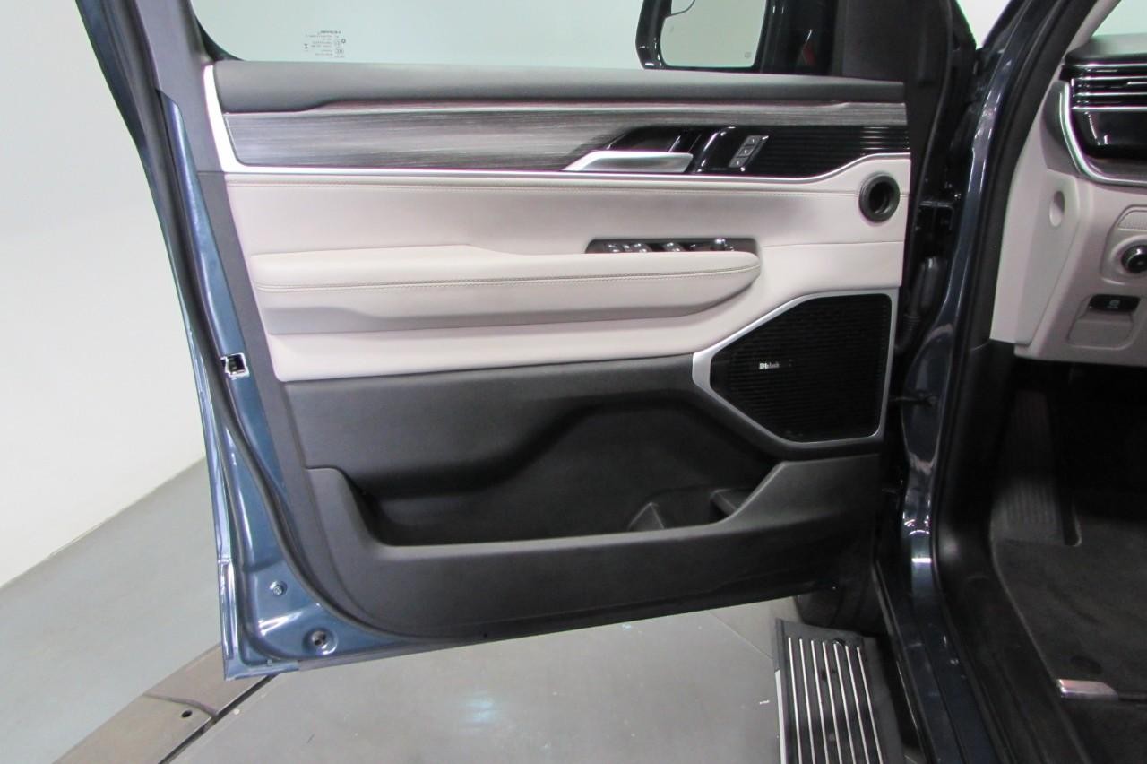 2023 River Rock Jeep Wagoneer Series III 4X4 SUV