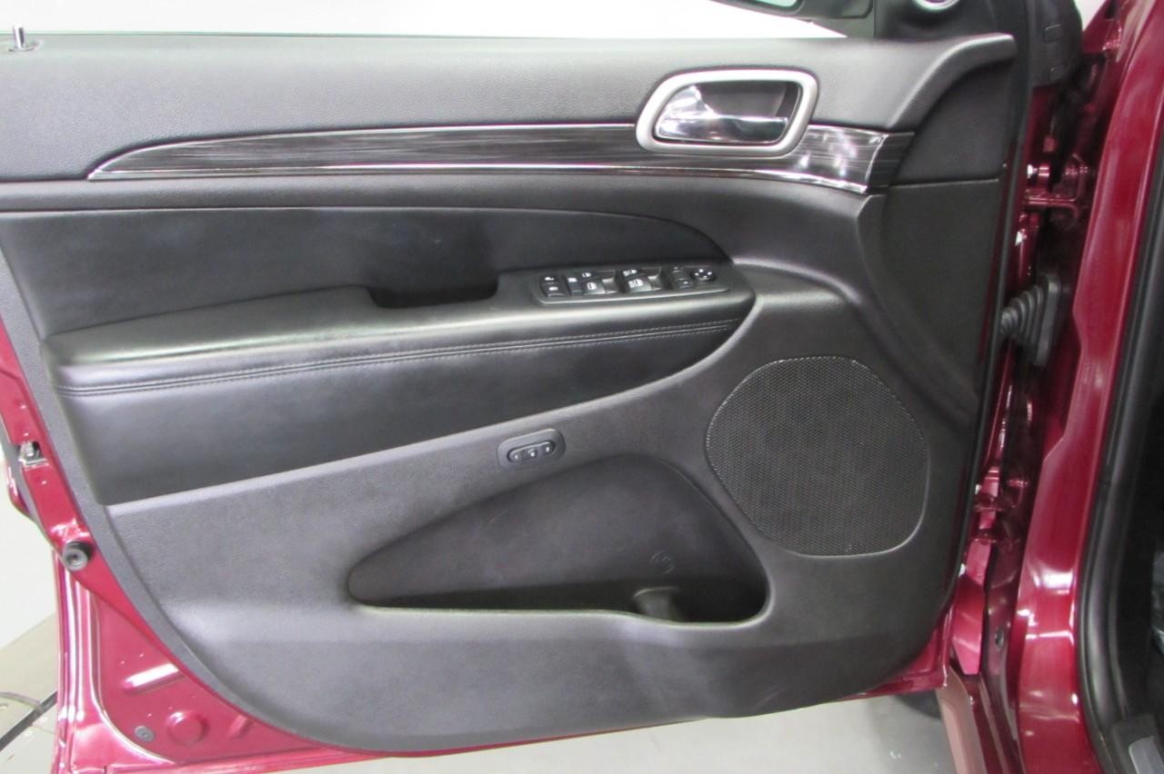 2019 Velvet Red Pearlcoat Jeep Grand Cherokee Limited X 4X4 SUV
