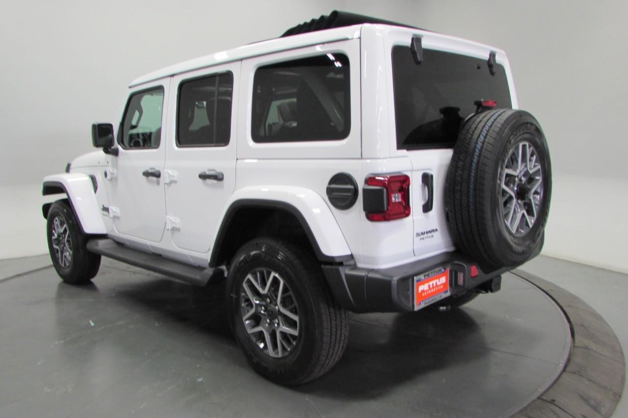 2025 Bright White Clearcoat Jeep Wrangler Sahara 4X4 SUV