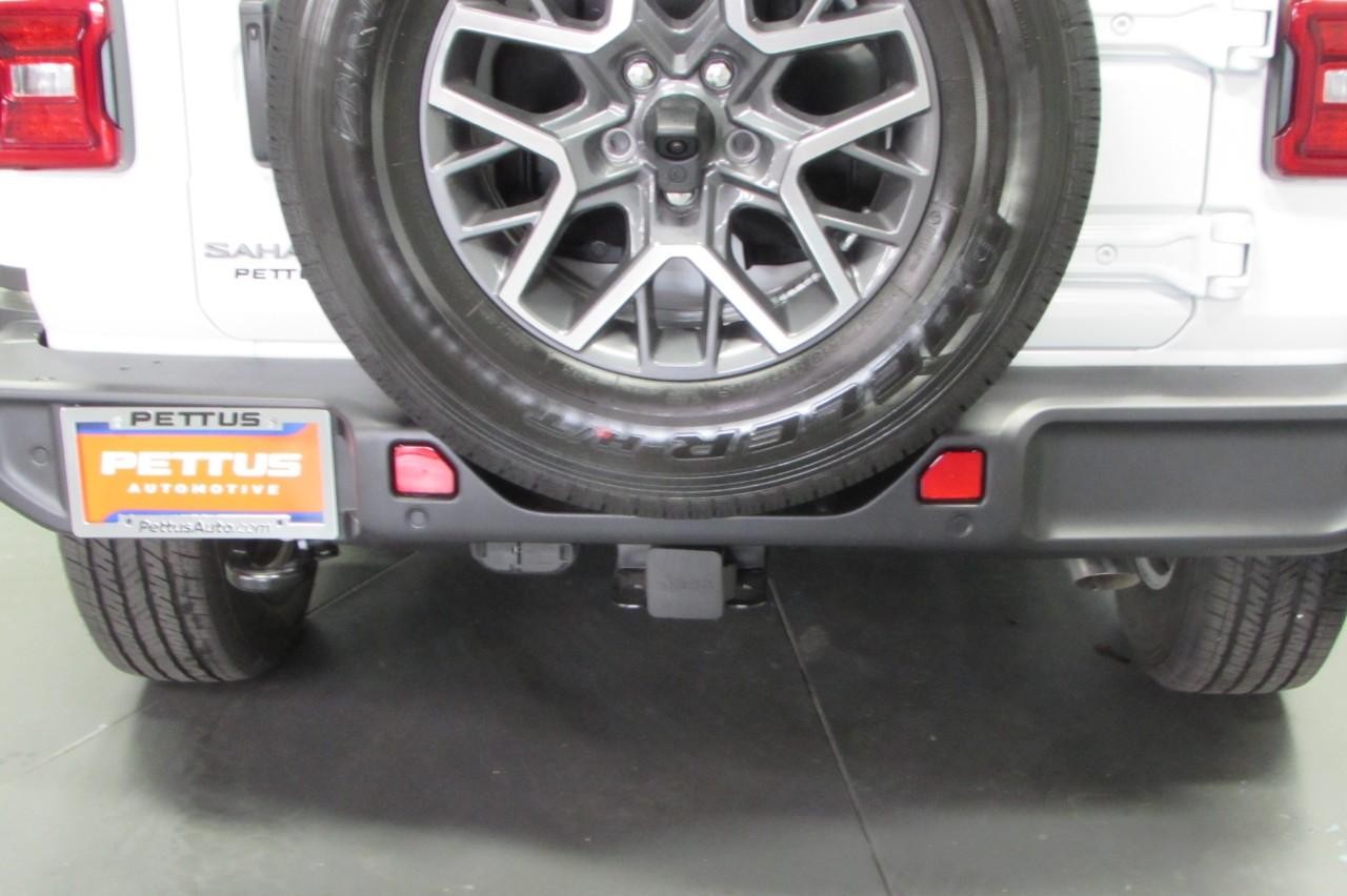 2025 Bright White Clearcoat Jeep Wrangler Sahara 4X4 SUV