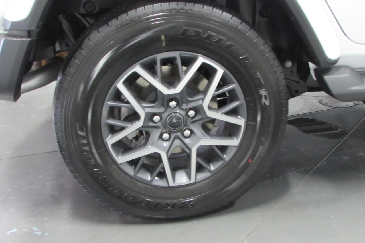 2025 Bright White Clearcoat Jeep Wrangler Sahara 4X4 SUV