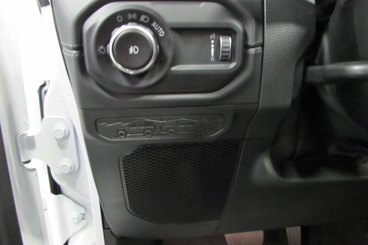 2025 Bright White Clearcoat Jeep Wrangler Sahara 4X4 SUV