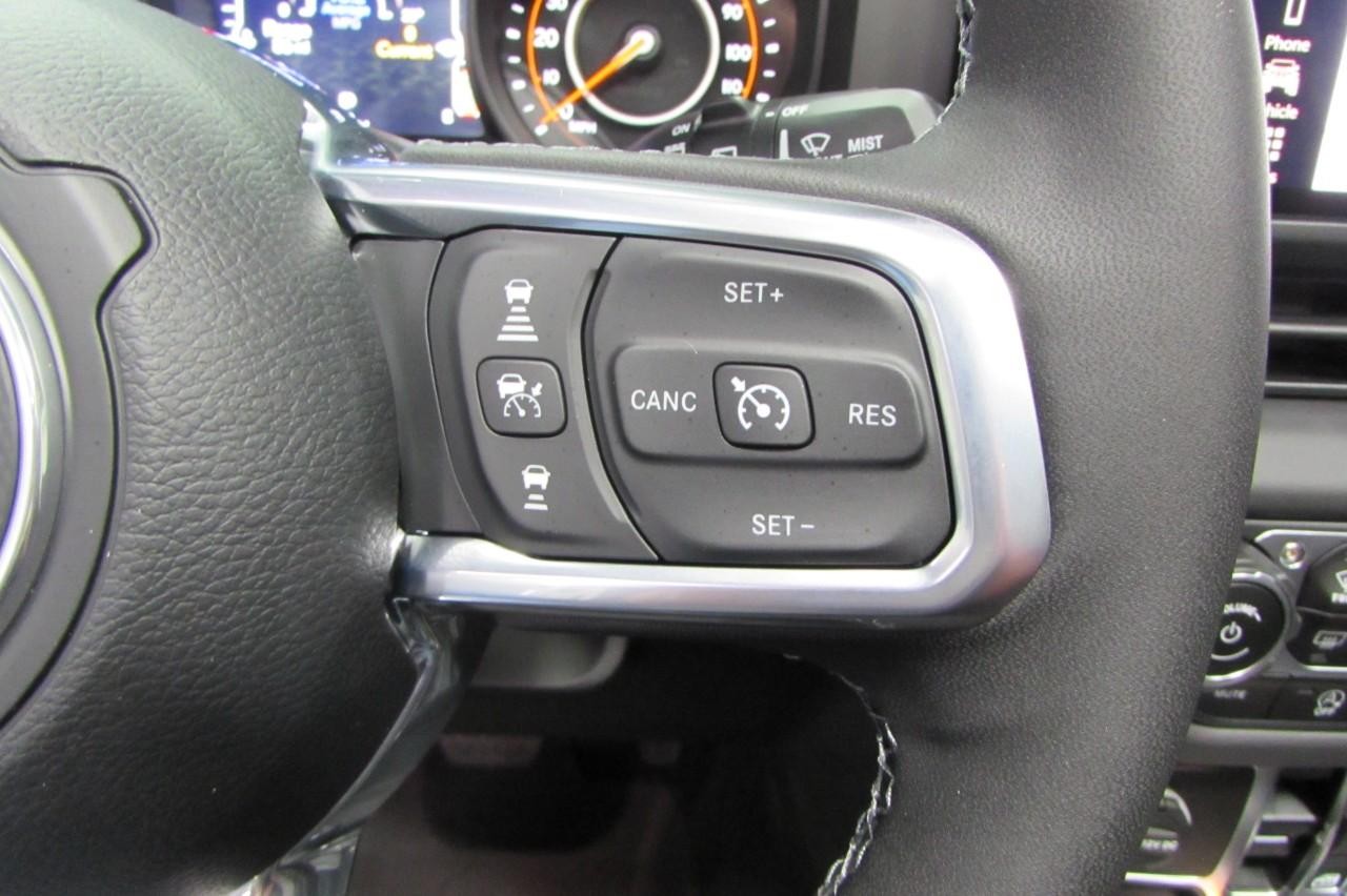 2025 Bright White Clearcoat Jeep Wrangler Sahara 4X4 SUV
