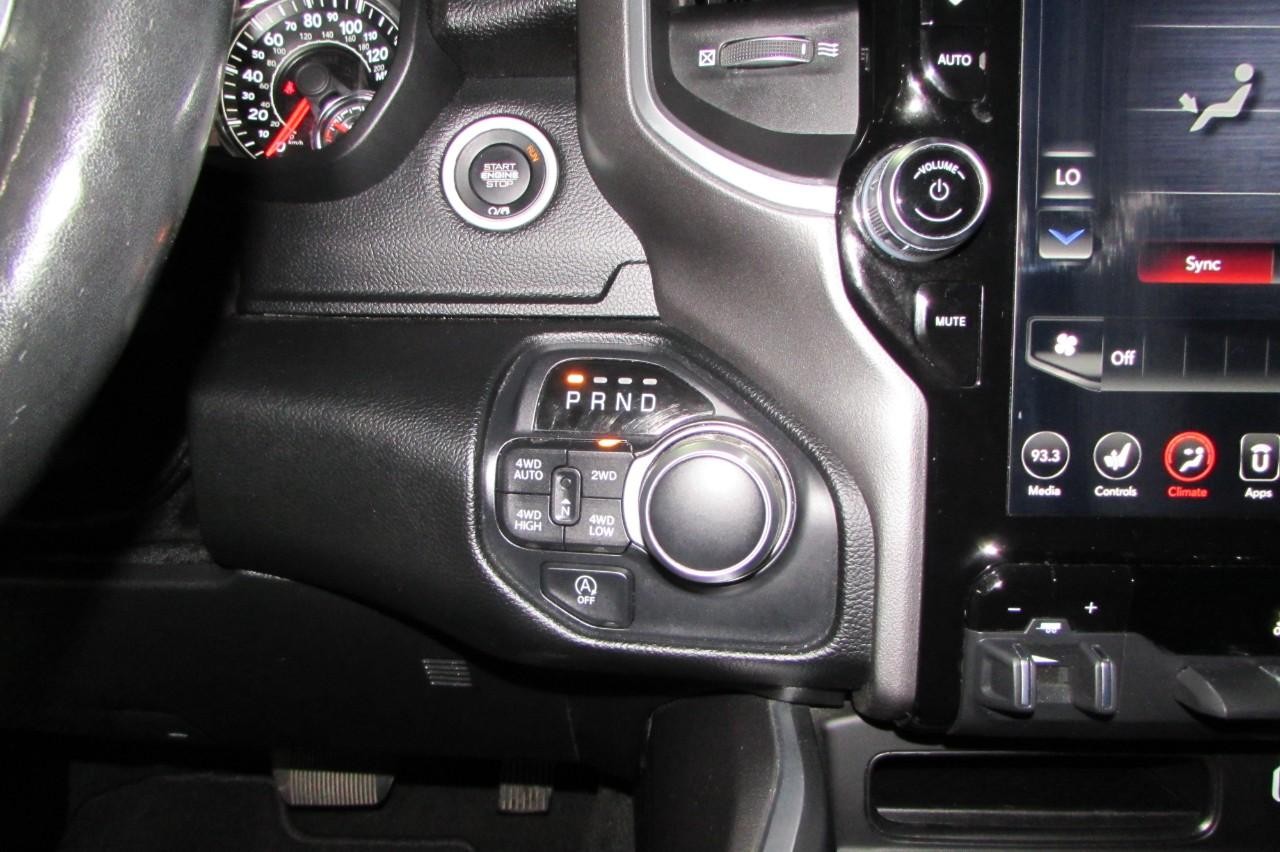 2020 Hydro Blue Pearlcoat Ram 1500 Big Horn/Lone Star 4X4 Truck