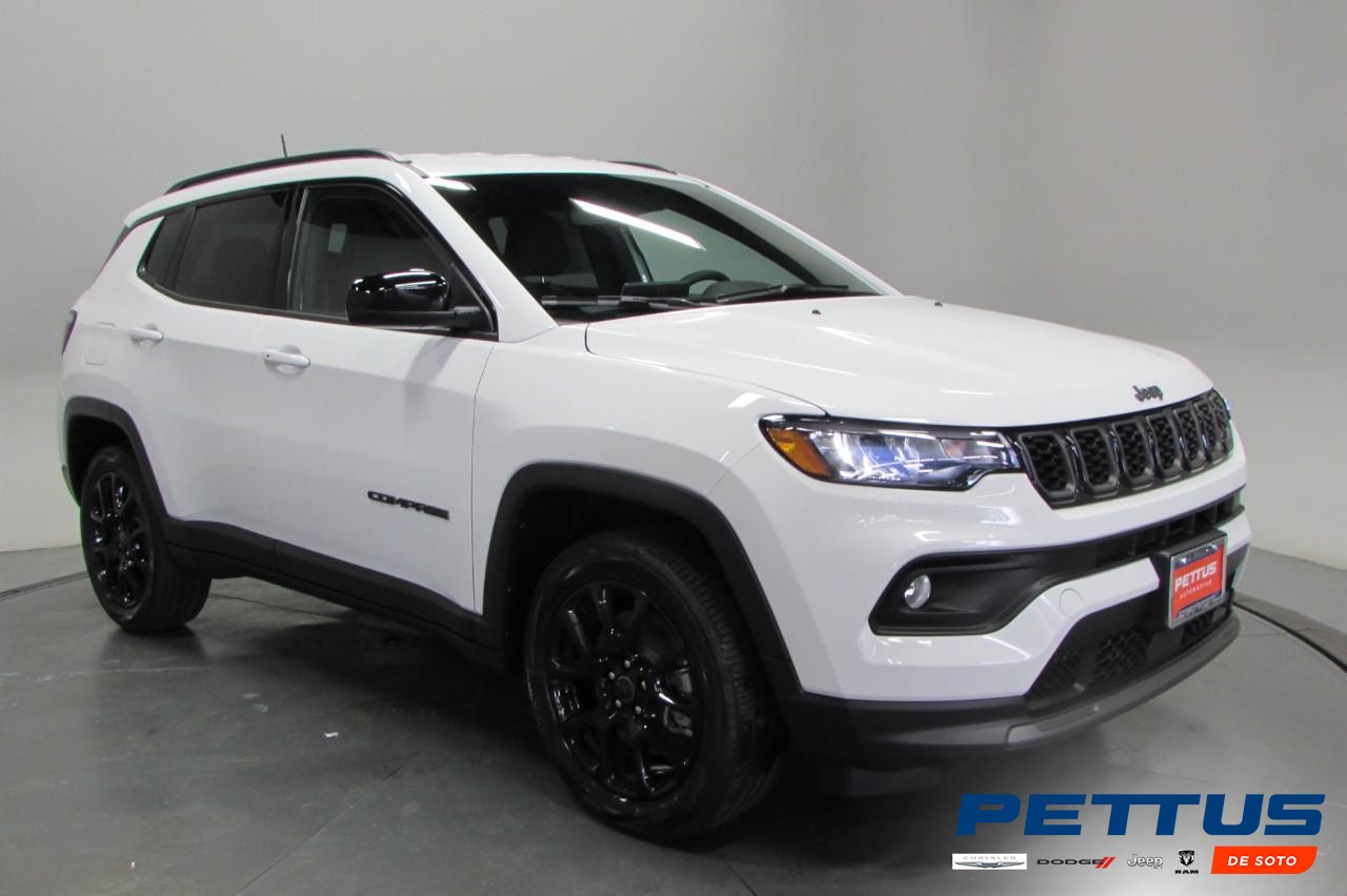 2025 Bright White Clearcoat Jeep Compass Latitude SUV