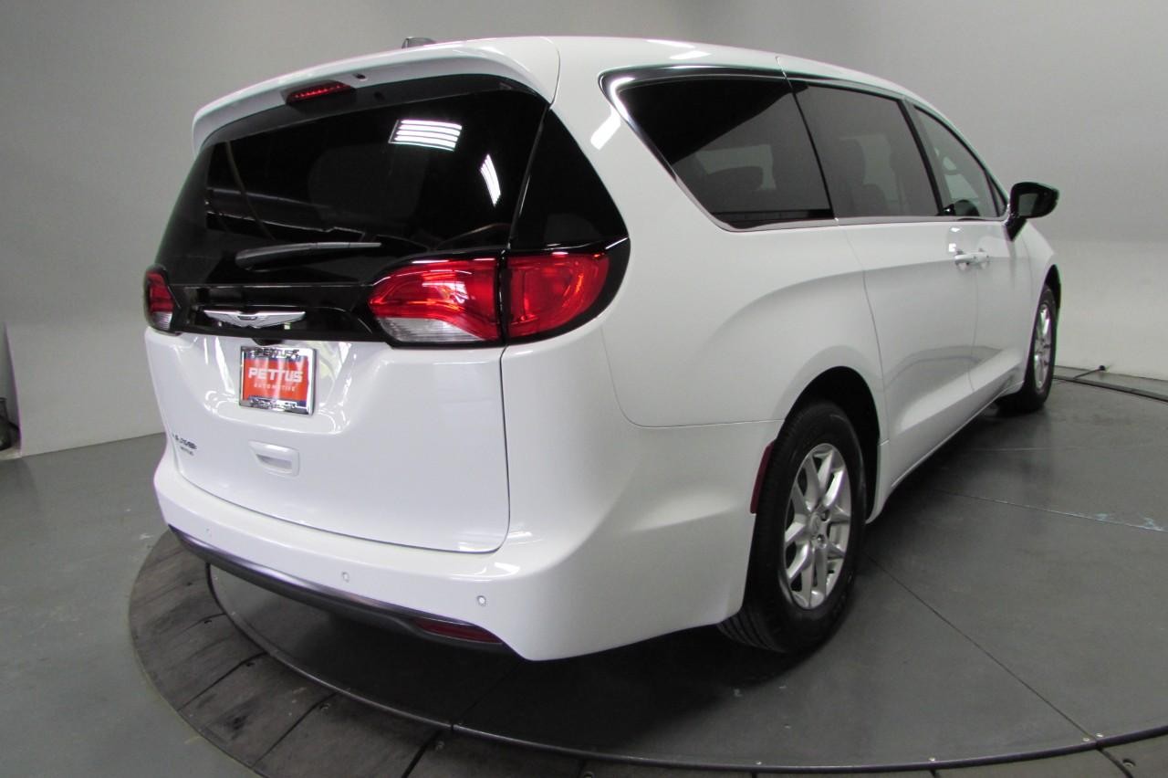 2025 Bright White Clearcoat Chrysler Voyager LX FWD Van