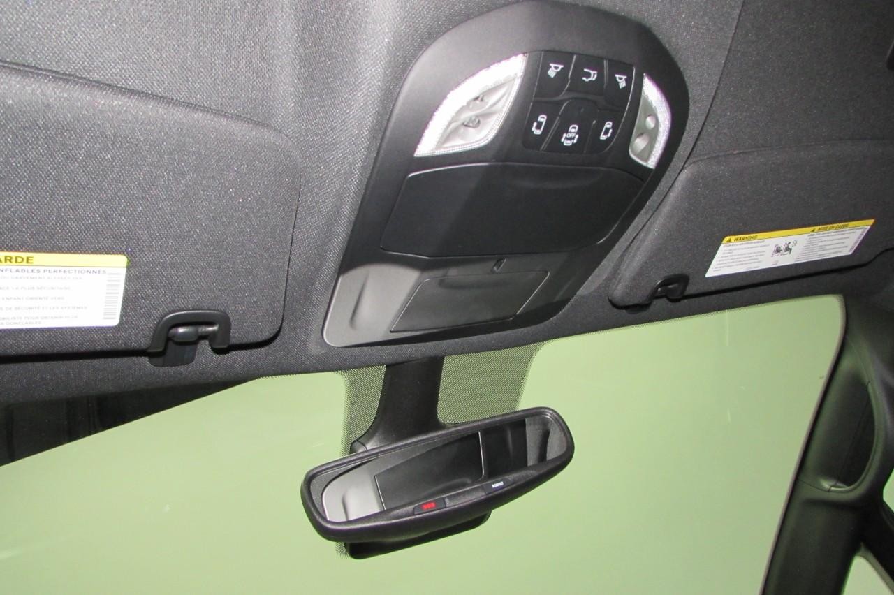 2025 Bright White Clearcoat Chrysler Voyager LX FWD Van
