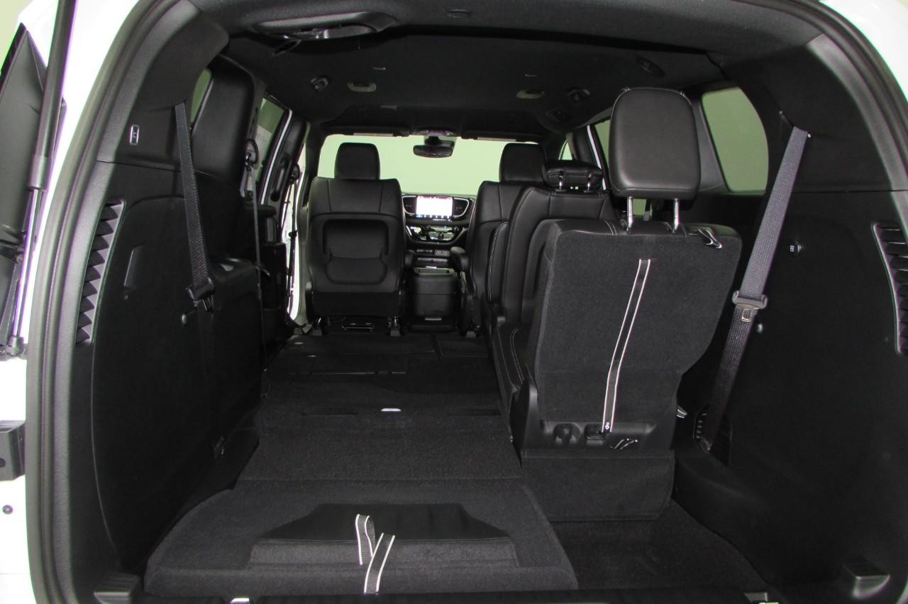 2025 Bright White Clearcoat Chrysler Voyager LX FWD Van