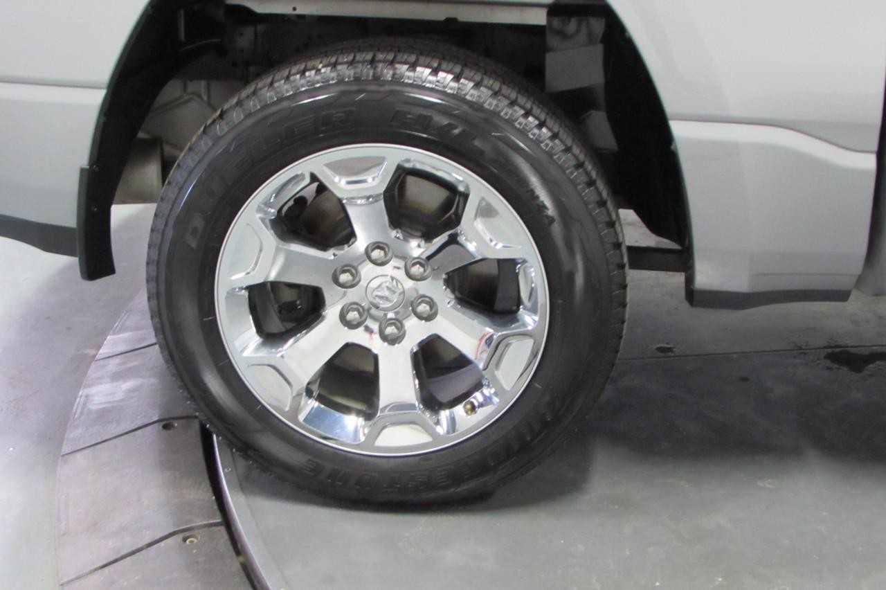 2022 Billet Silver Metallic Clearcoat Ram 1500 Big Horn/Lone Star 4X4 Truck