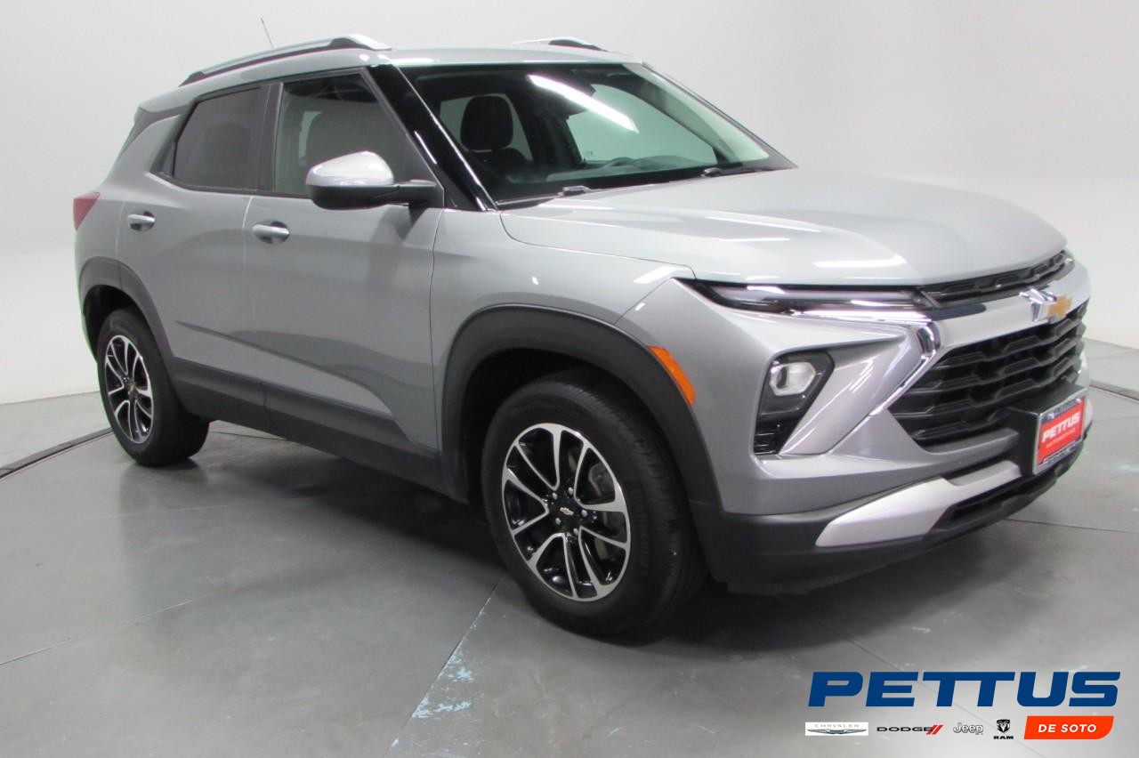 2024 Sterling Gray Metallic Chevrolet Trailblazer LT SUV